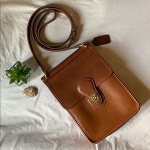 Vintage Coach crossbody